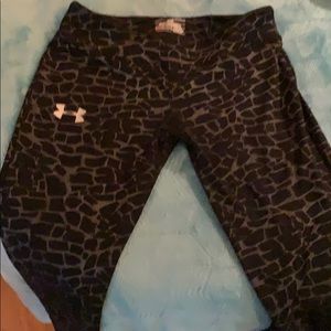 Tights. Black with pattern as shown in picture.